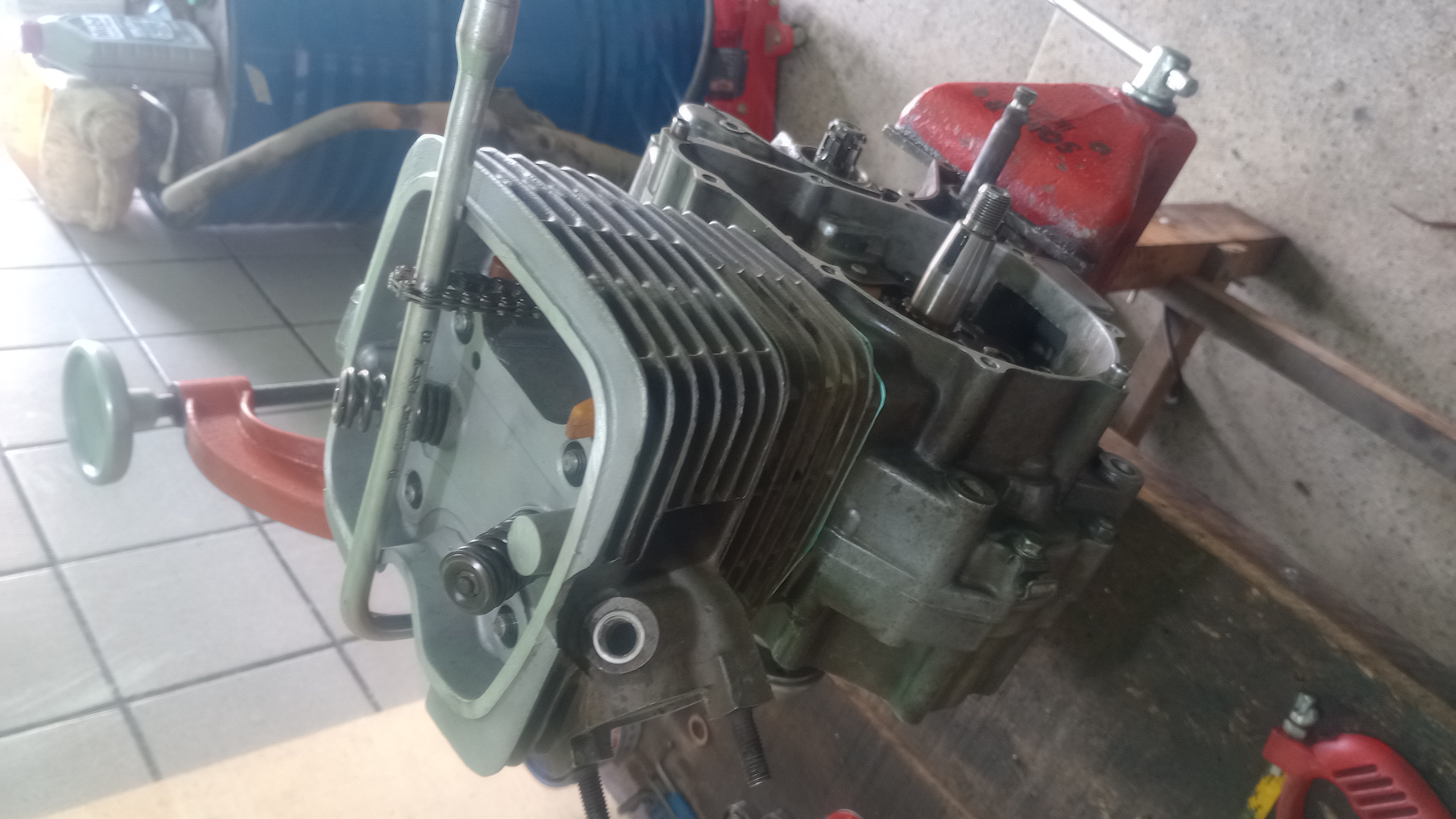 Serviço completo de motor