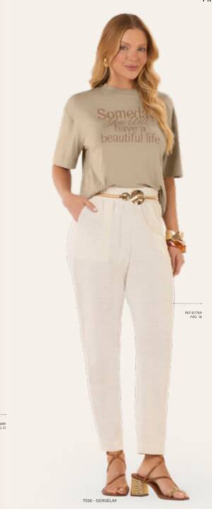 Blusa em bordado do P ao GG, cores chocolate e preto.